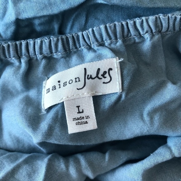 NWT Maison Jules cold shoulder chambray tank top - Picture 4 of 4